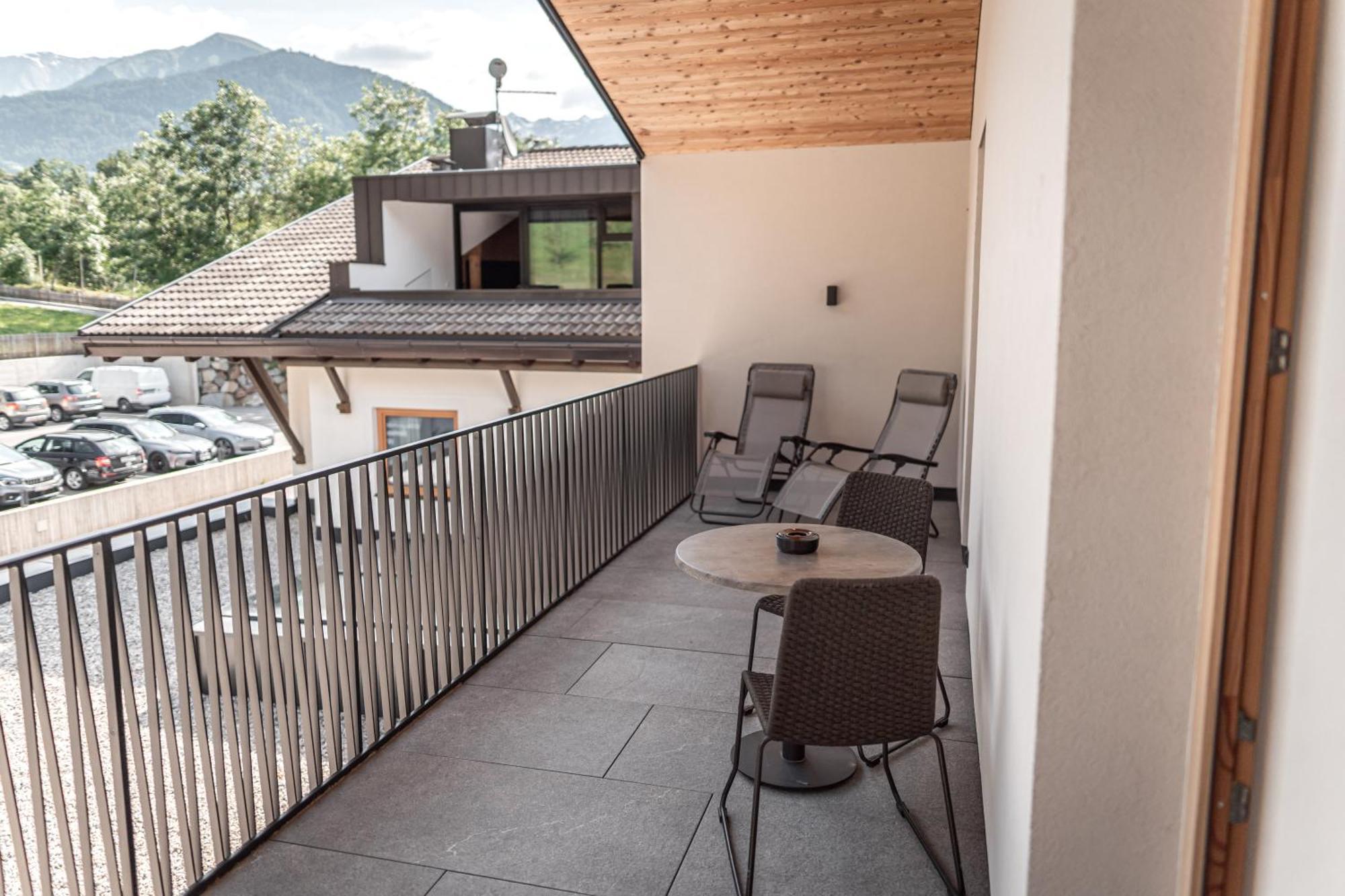 Maraias - Luxury Suites & Apartments Burgusio Exterior foto