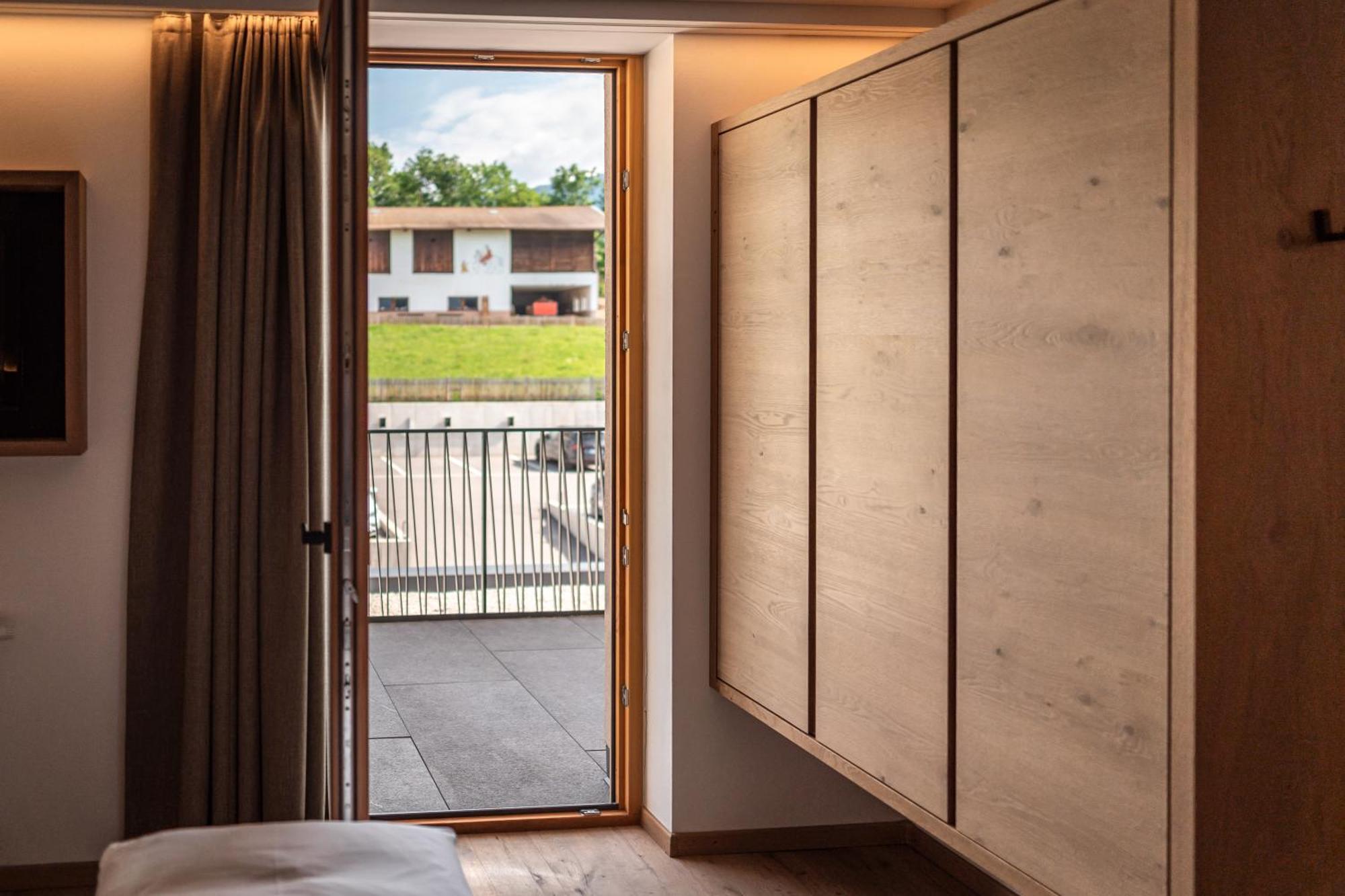 Maraias - Luxury Suites & Apartments Burgusio Exterior foto