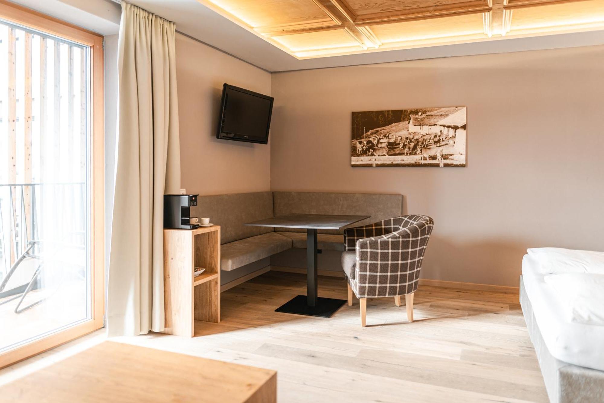 Maraias - Luxury Suites & Apartments Burgusio Exterior foto